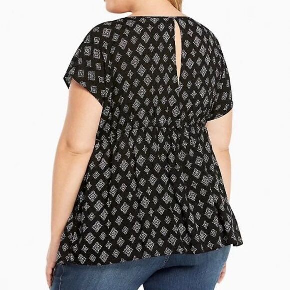 TORRID black boho DIAMOND PRINT GAUZE LACE BABYDOLL‎ TOP - Picture 2 of 6